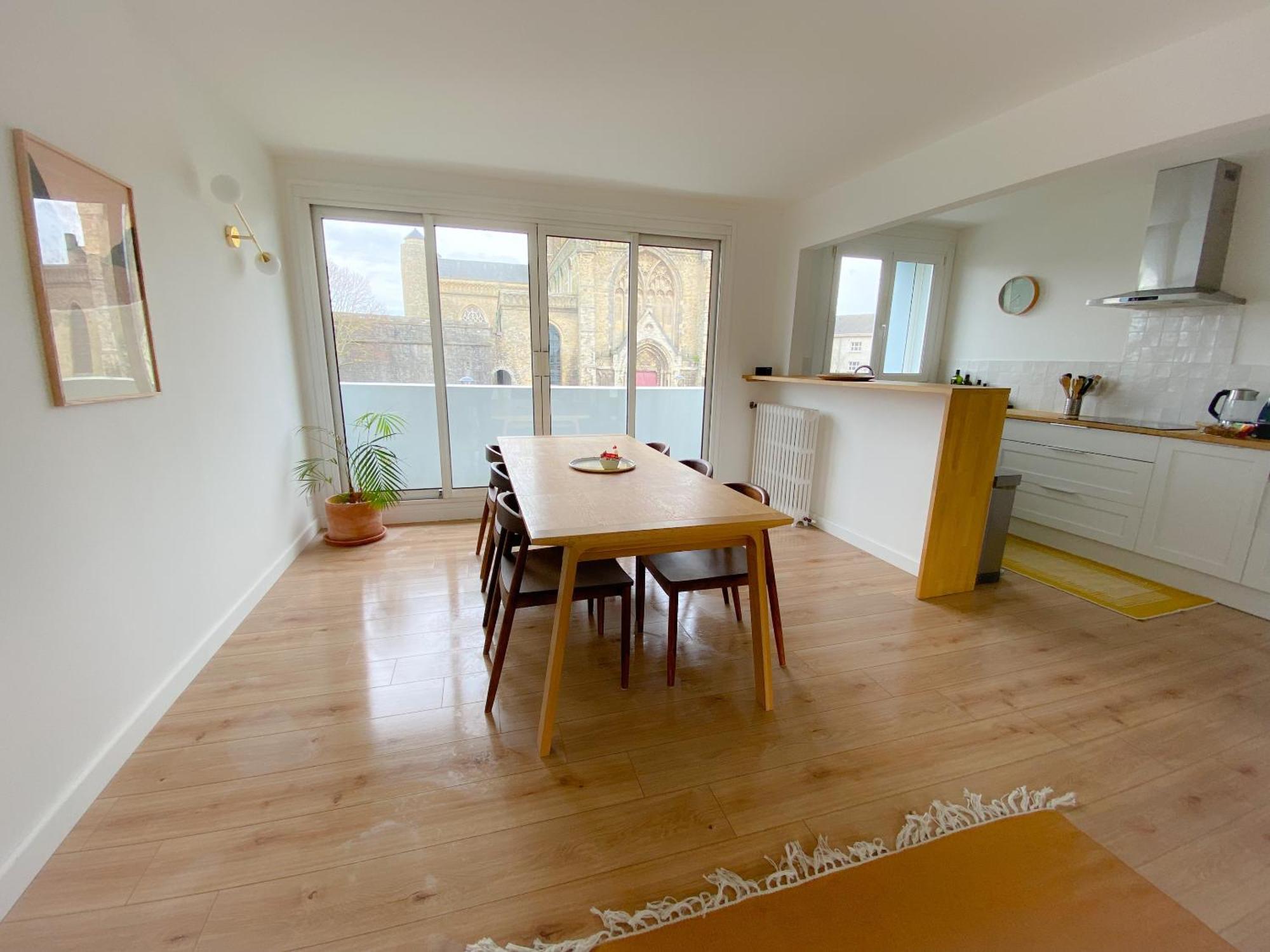 Le Notre Dame Maison Spacieuse Avec Jardin Calais Exteriör bild